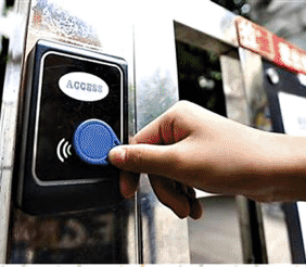 门禁卡或钥匙易丢失、遗忘、复制