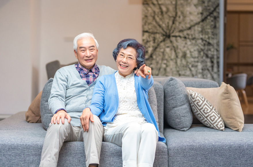 人脸识别快速测温终端研发厂家（公交、学校、工地）_深圳捷易