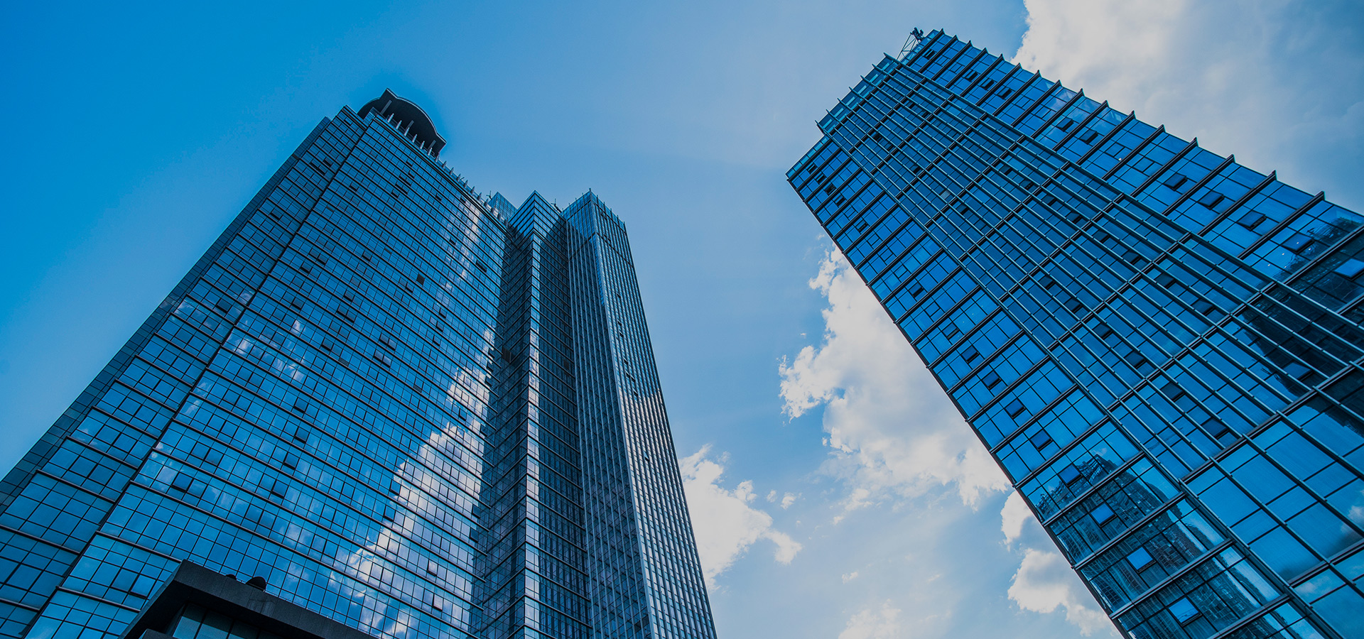 捷易科技_一家专注于人脸识别出入口管理软硬件研发、生产、销售和服务为一体的高新技术企业