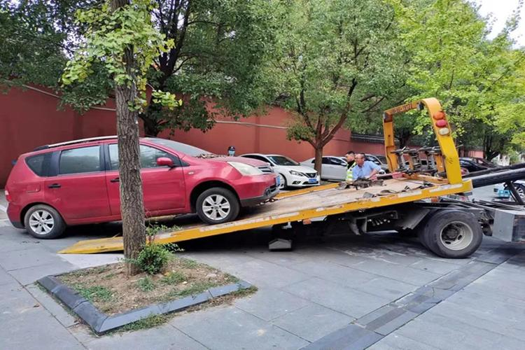 数字化转型下的城市安全：消防占道摄像机的应用与挑战