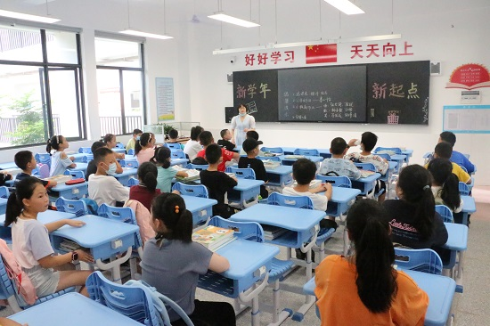 无需纸笔，智能点名球助力教学：解读校园点名球的现状与发展趋势