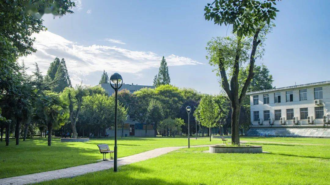 基于人工智能的学生管理系统设计与实现